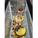 KP12Q1M - Buildt-in confectionary display