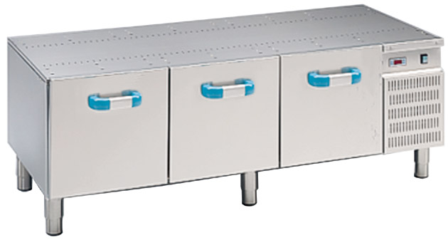 BR3C6 - 3 Drawers Refrigerated Base