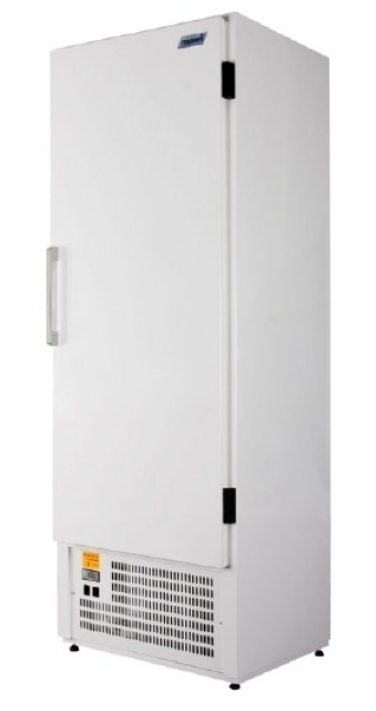 CC 725 (SCH 600) | Chladnička s plnými dverami